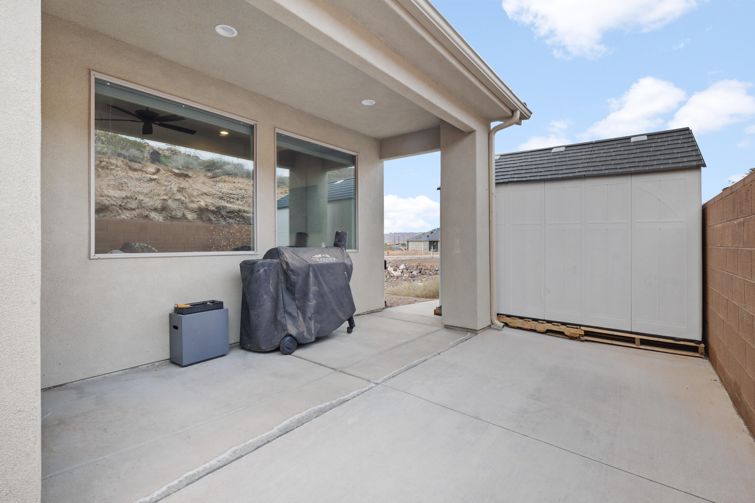 PAINTED SANDS - Residential