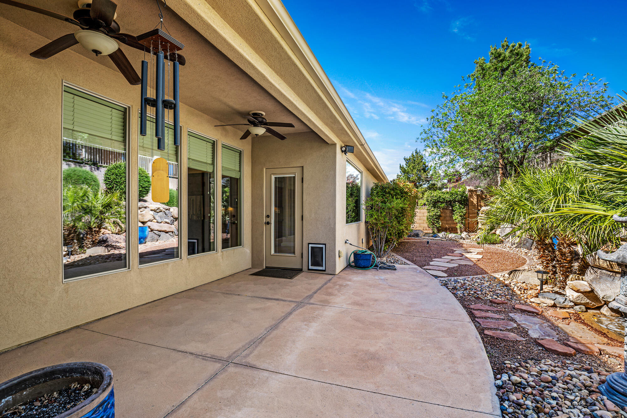 HUNTINGTON AT STONEBRIDGE - Residential