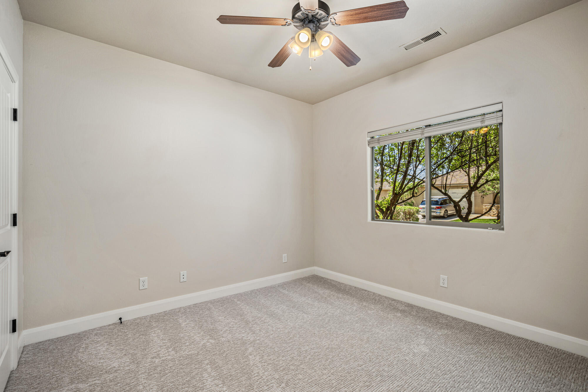 HUNTINGTON AT STONEBRIDGE - Residential