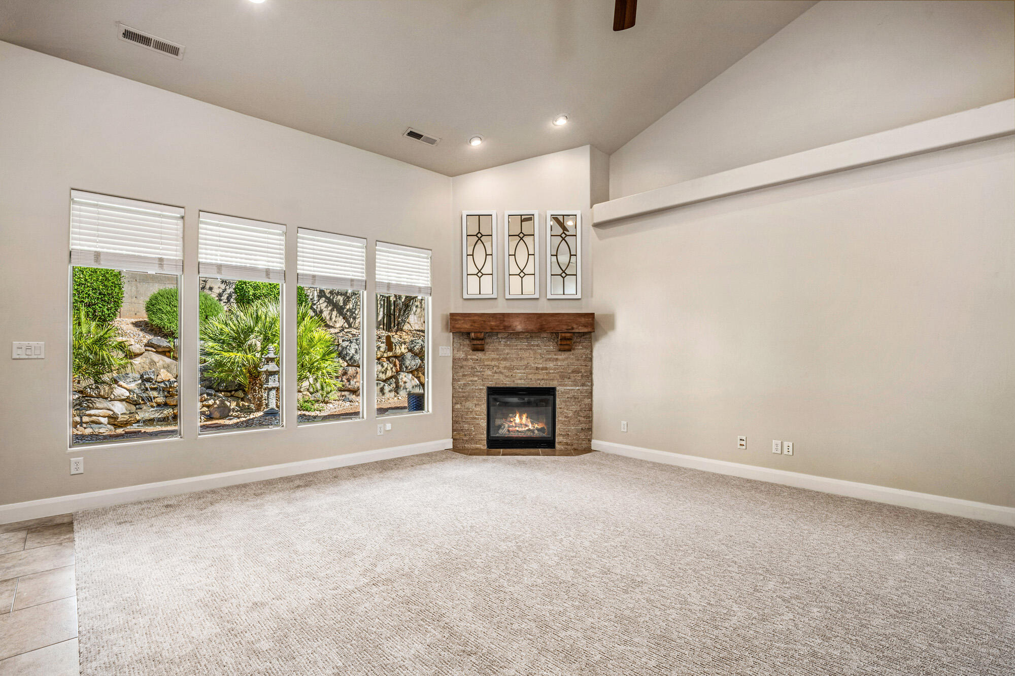 HUNTINGTON AT STONEBRIDGE - Residential