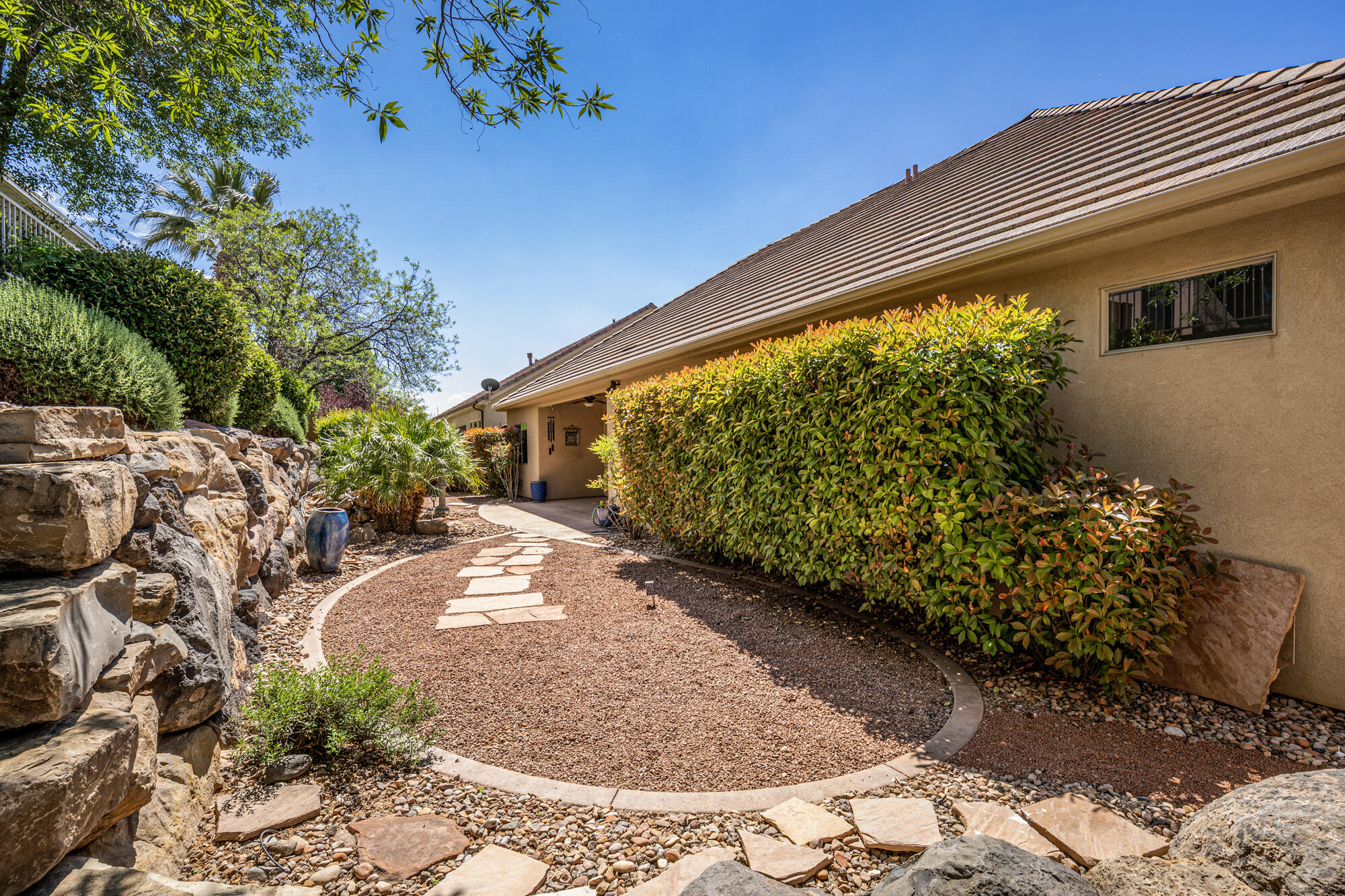 HUNTINGTON AT STONEBRIDGE - Residential