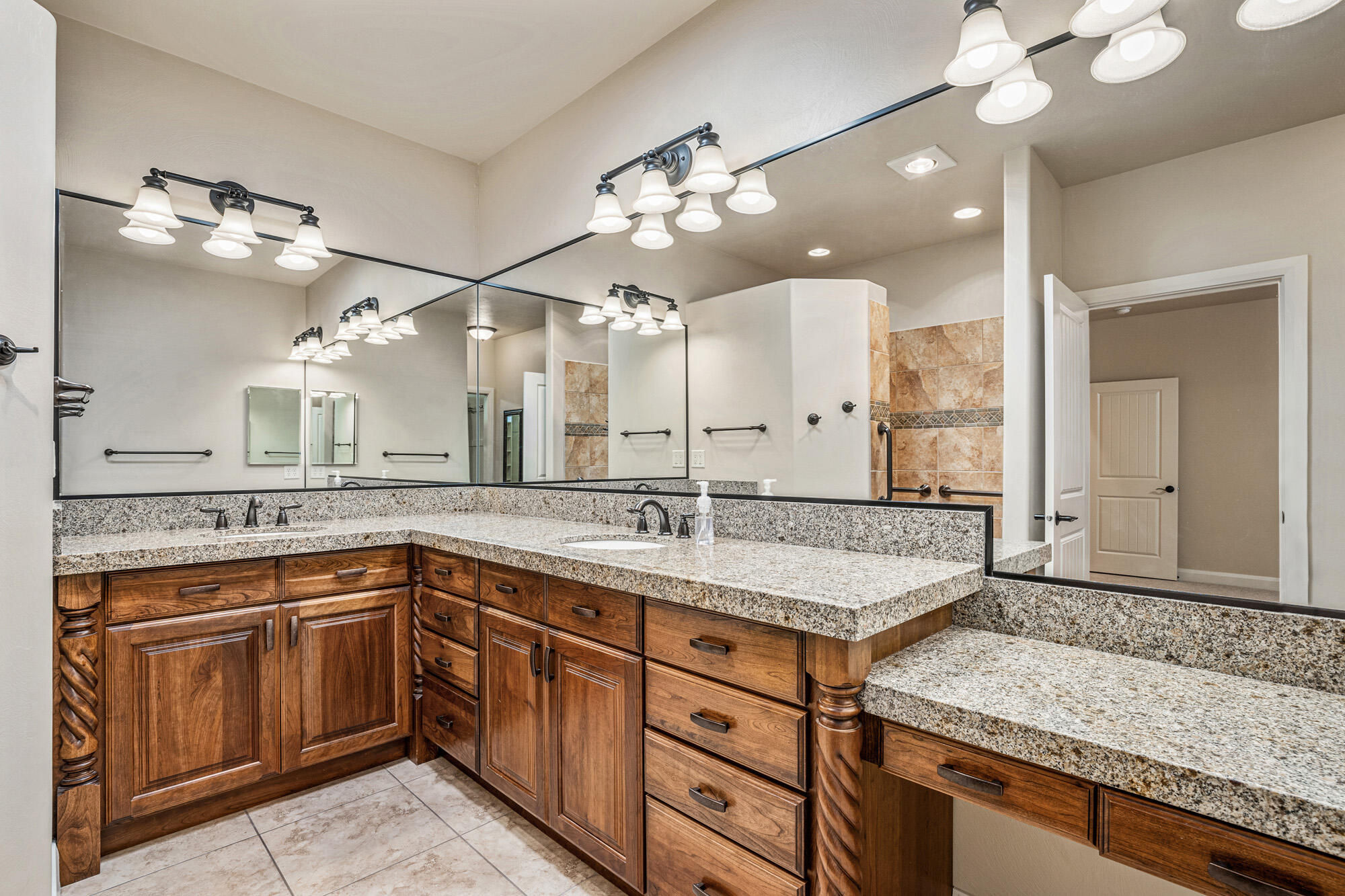 HUNTINGTON AT STONEBRIDGE - Residential