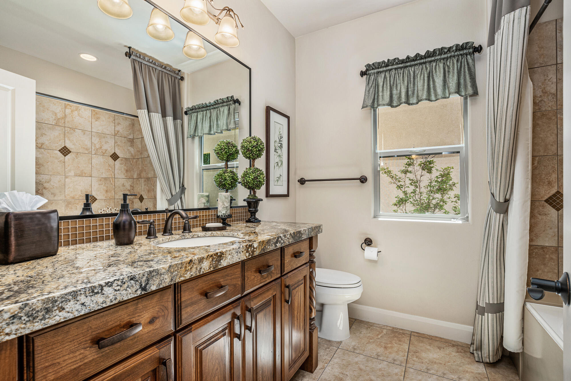 HUNTINGTON AT STONEBRIDGE - Residential