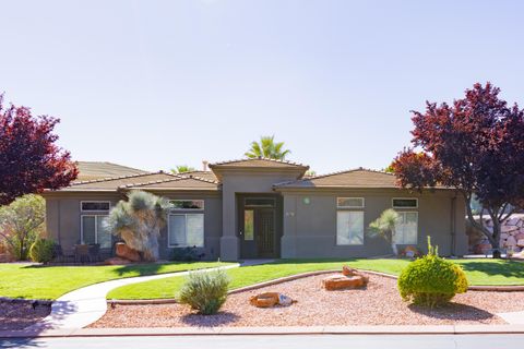 Photo of 1753 N Primrose DR, Saint George, UT 84770 (MLS # 25-266246) Photo of 1753 N Primrose DR, Saint George, UT 84770 (MLS # 25-266246)