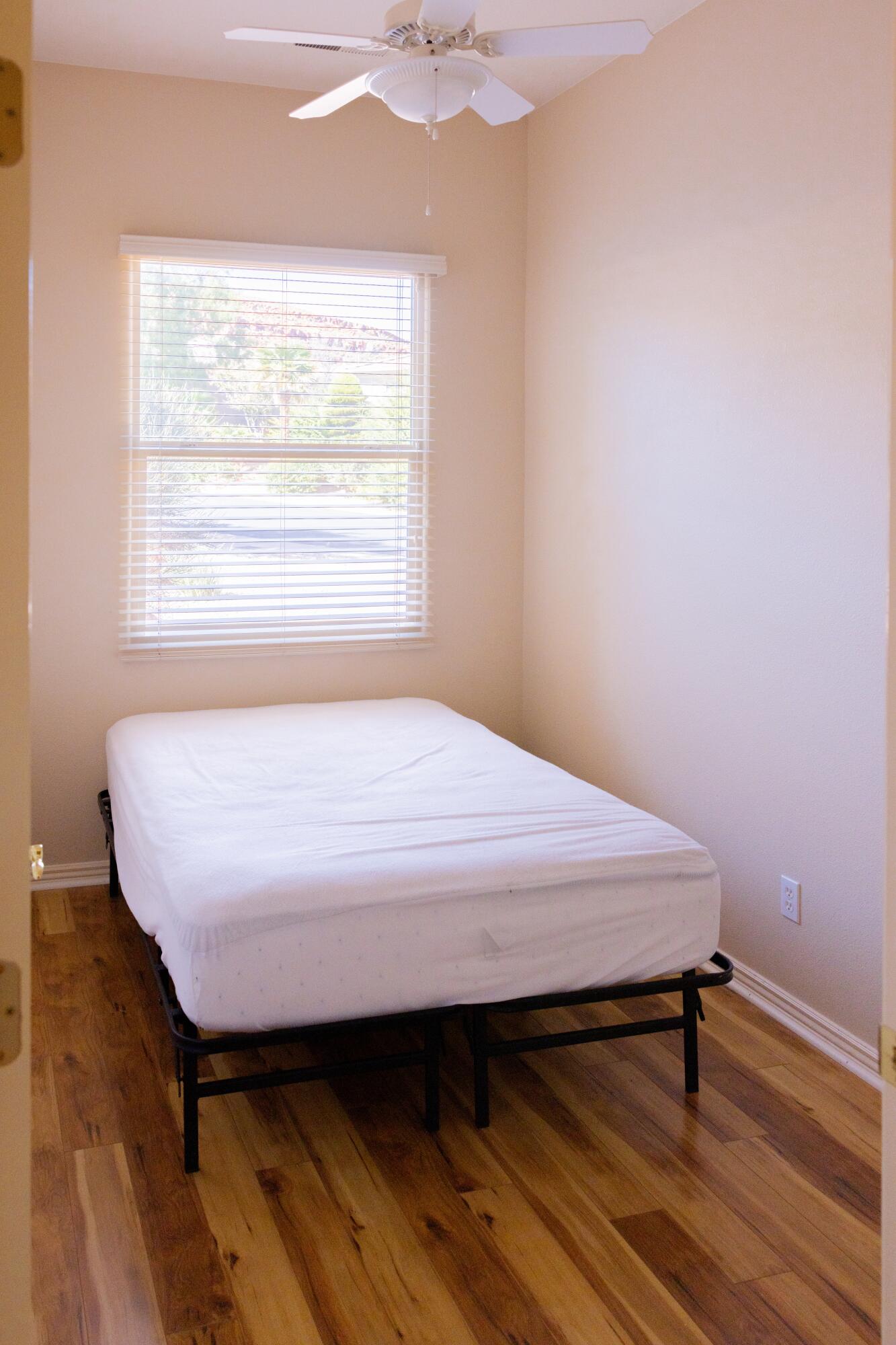 PARADISE CANYON - Residential