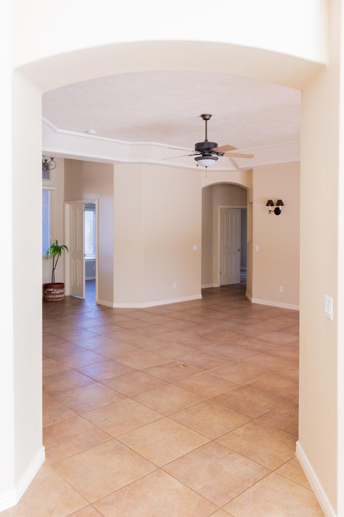 PARADISE CANYON - Residential