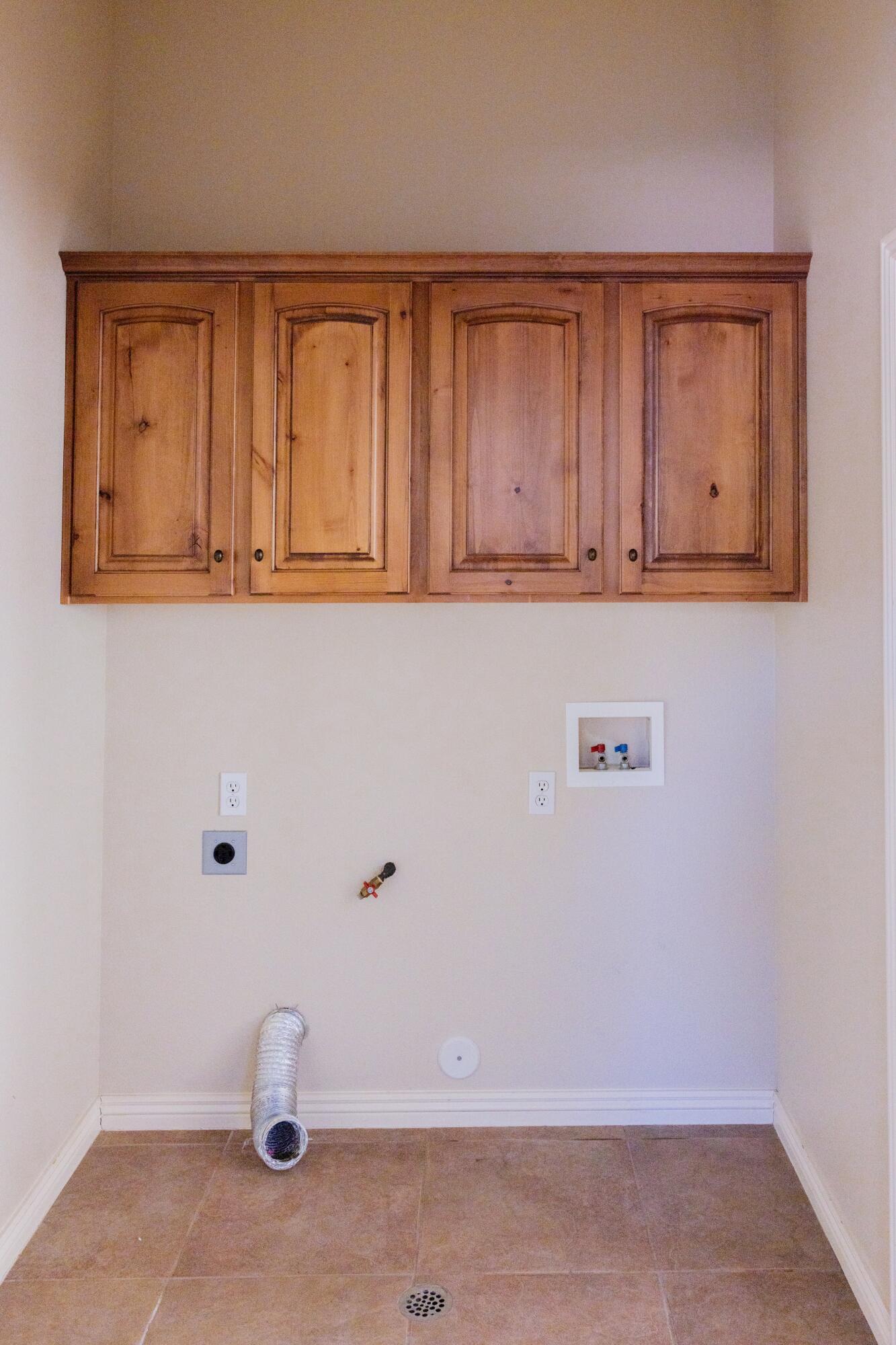 PARADISE CANYON - Residential