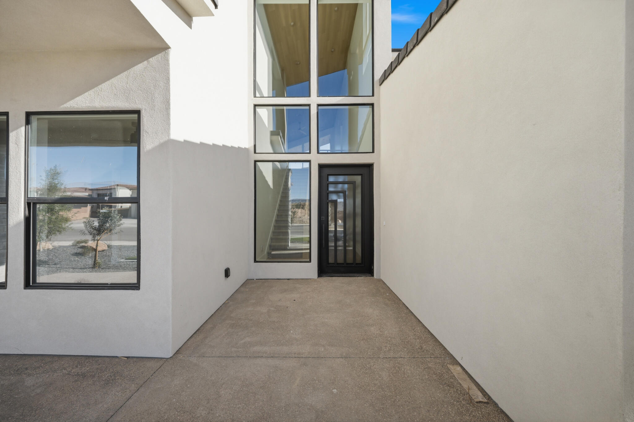 DESERT SOLACE - Residential