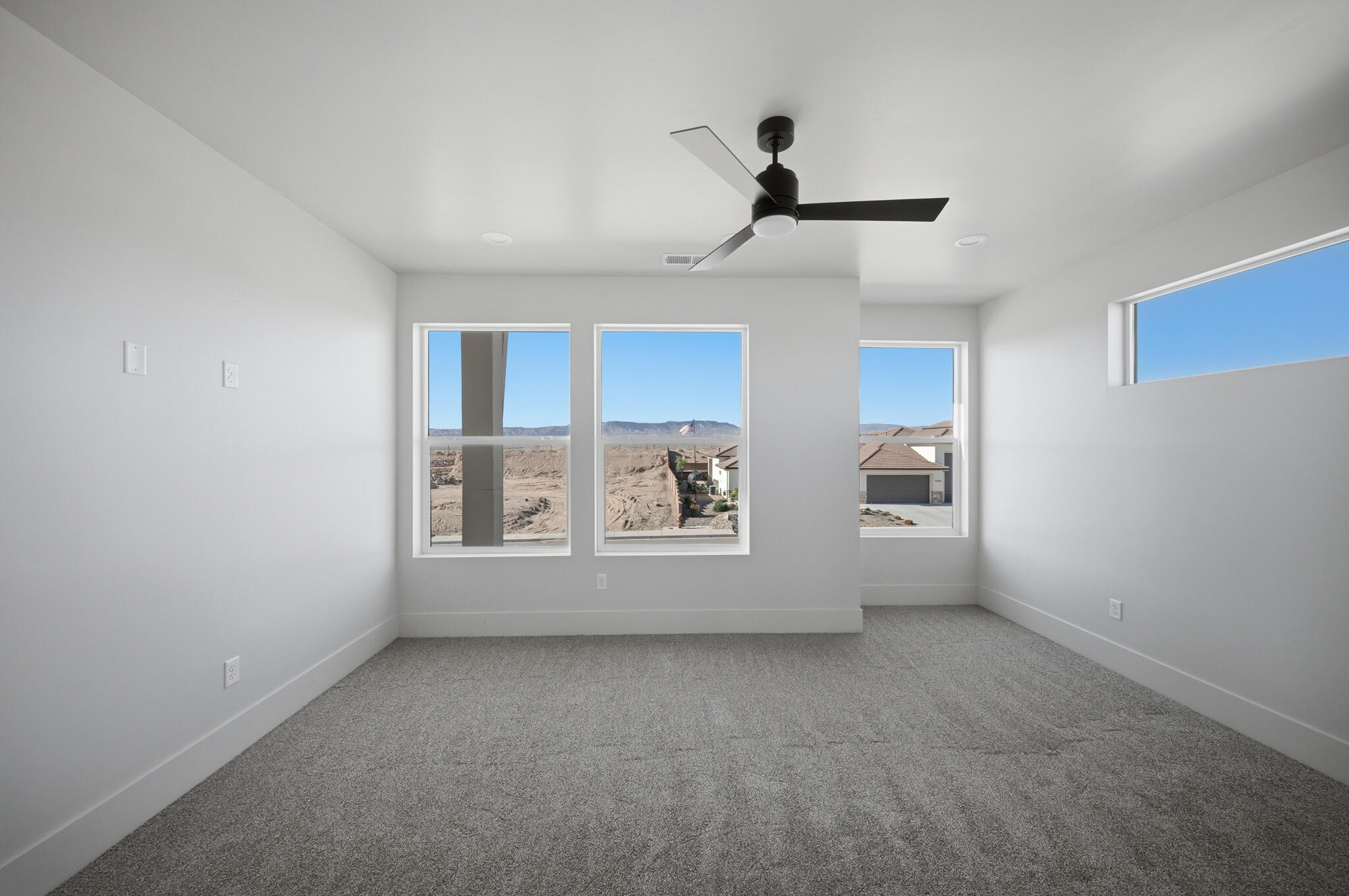 DESERT SOLACE - Residential