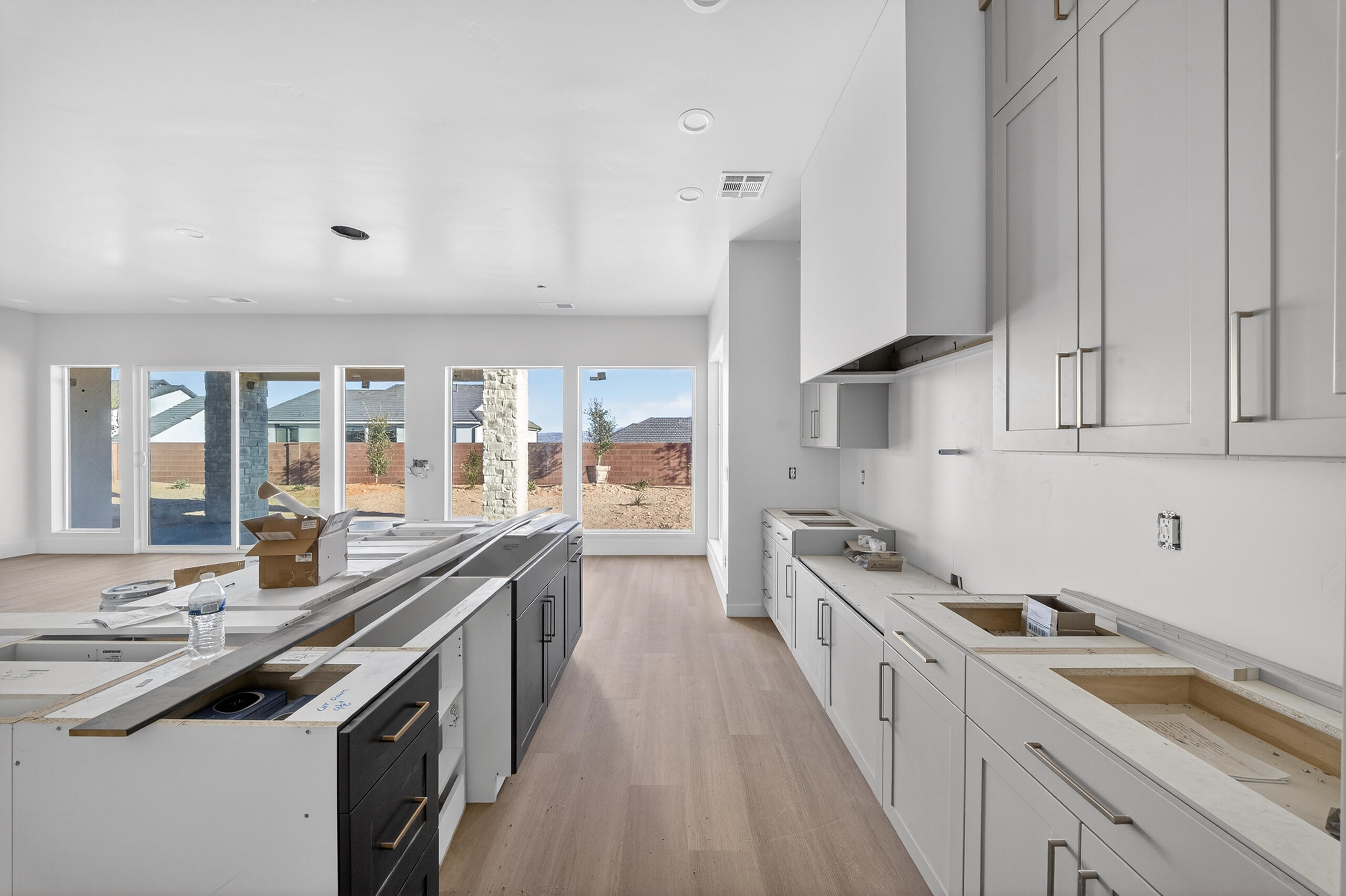 DESERT SOLACE - Residential