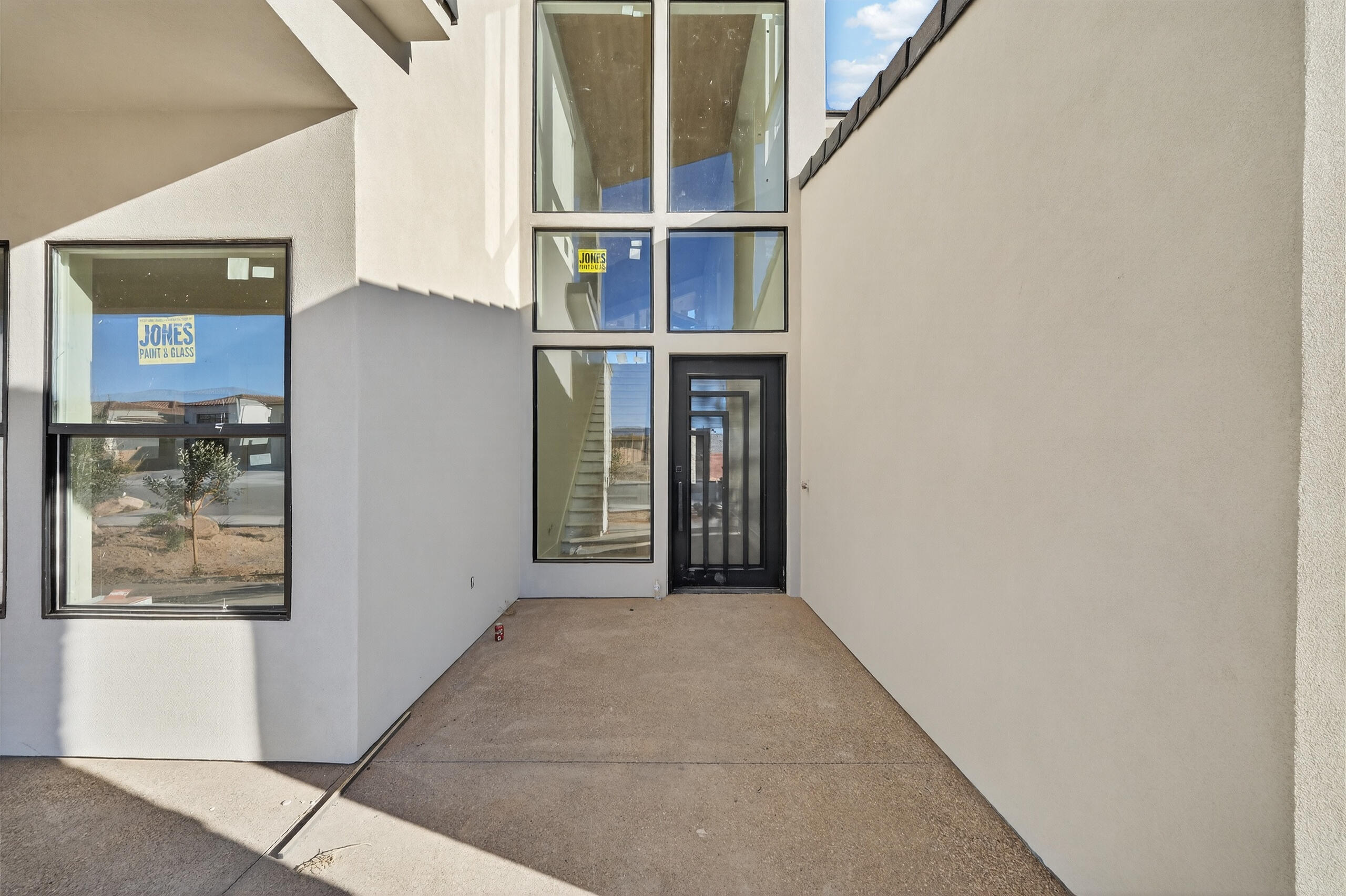 DESERT SOLACE - Residential