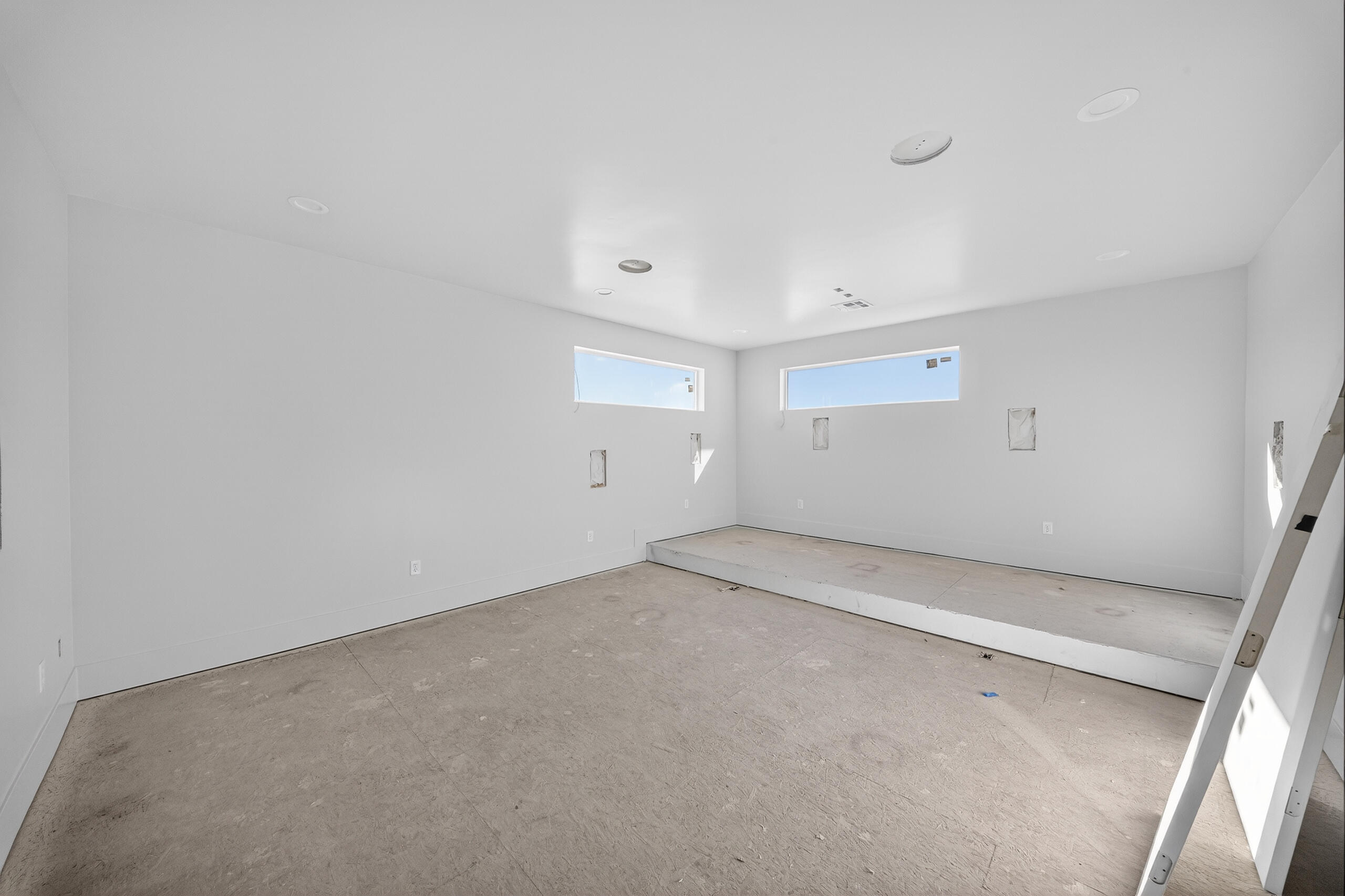 DESERT SOLACE - Residential