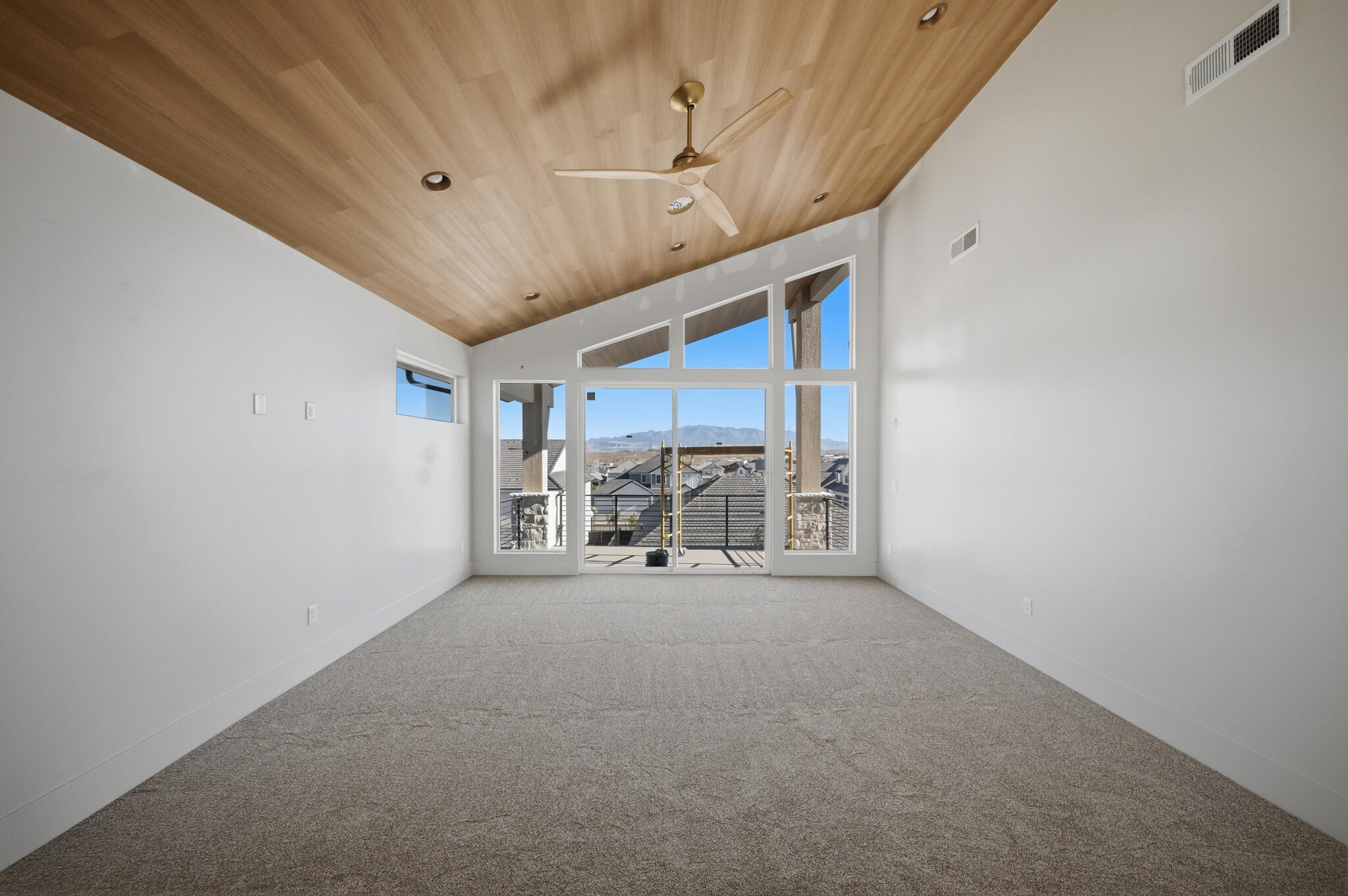 DESERT SOLACE - Residential