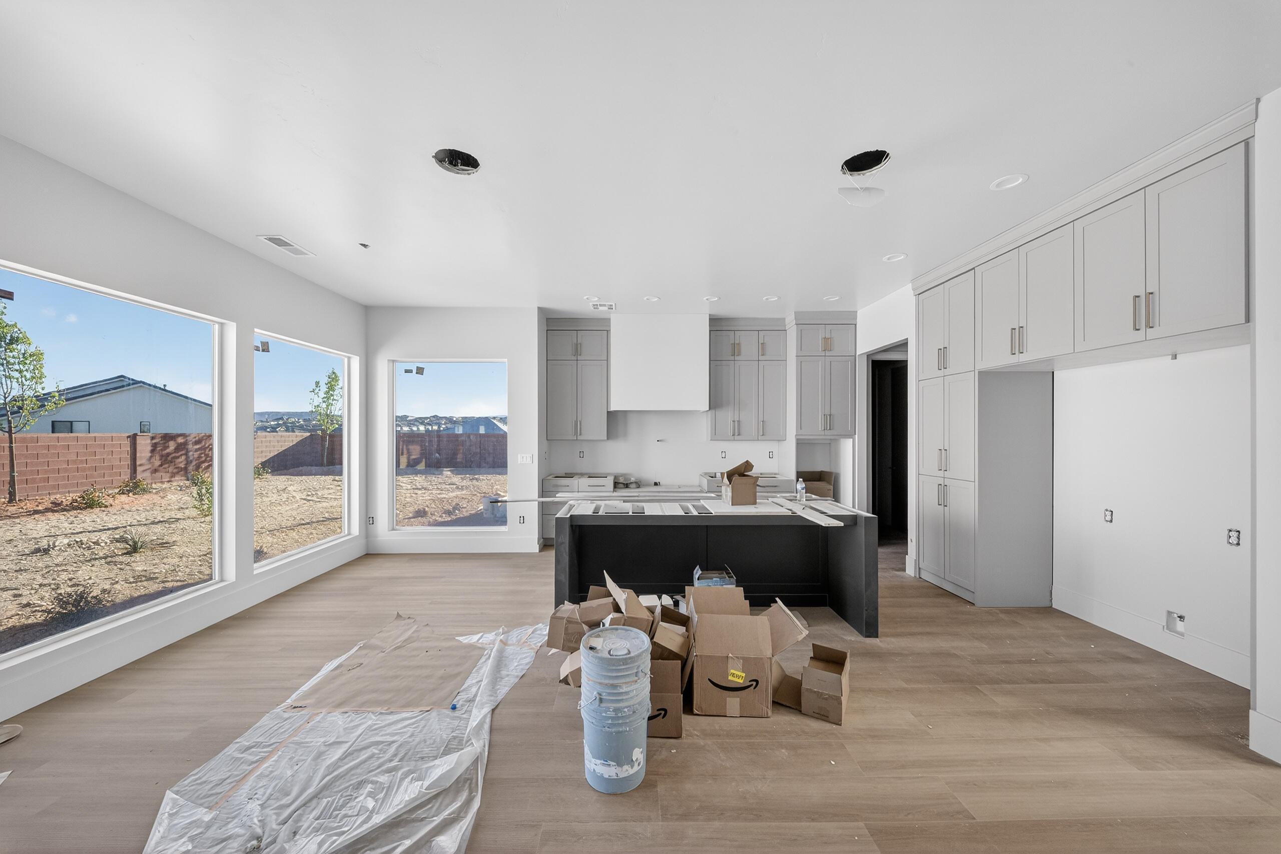 DESERT SOLACE - Residential