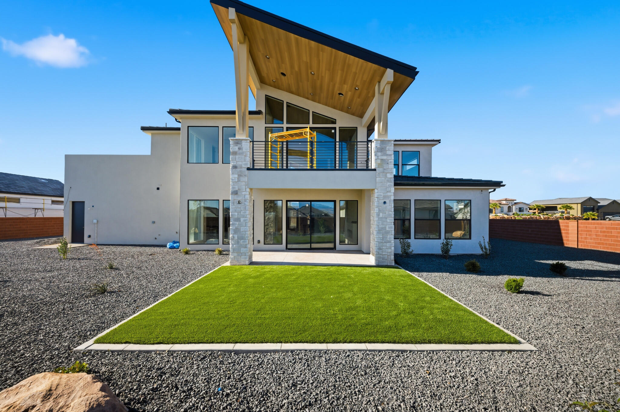 DESERT SOLACE - Residential