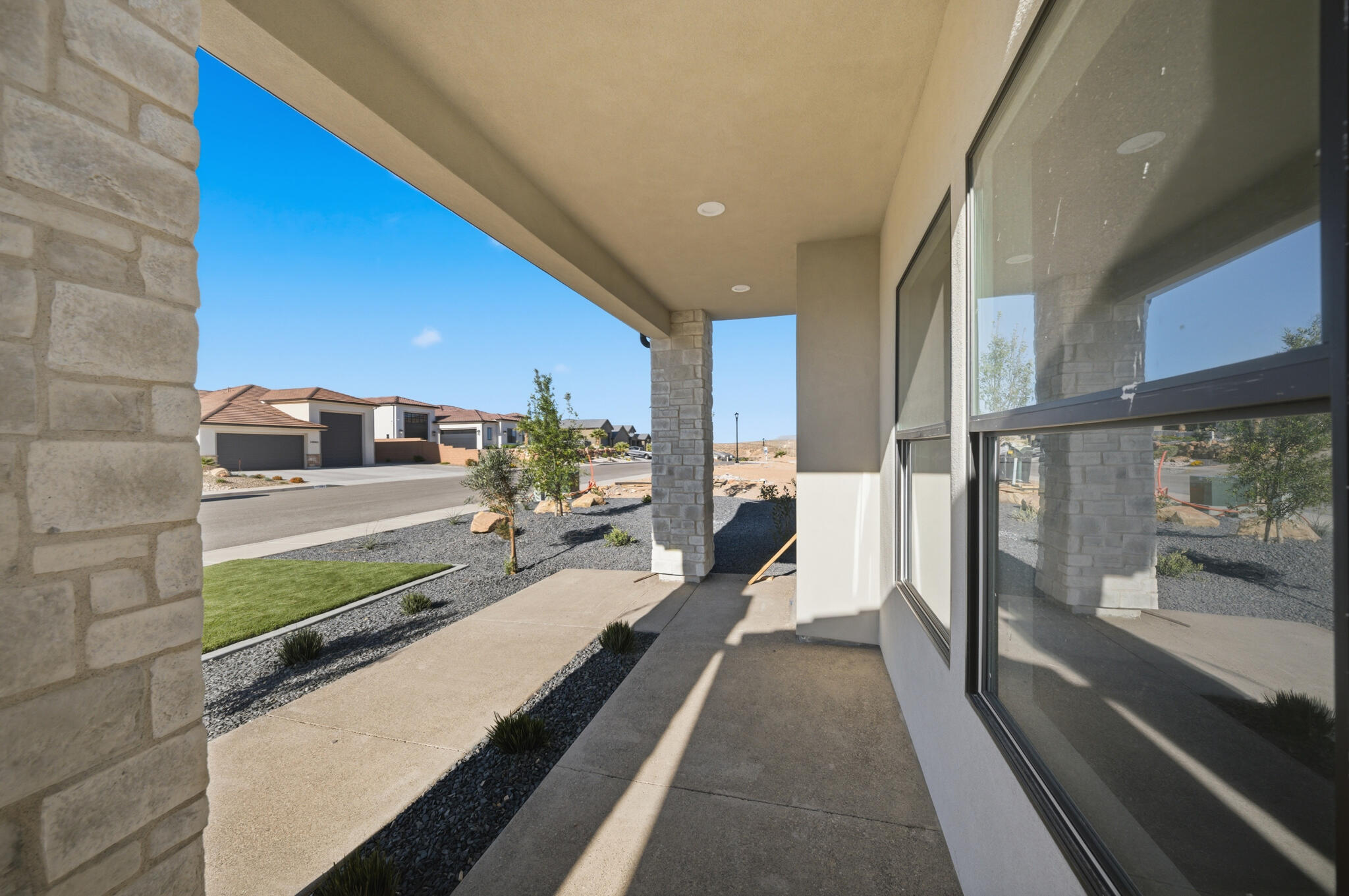 DESERT SOLACE - Residential