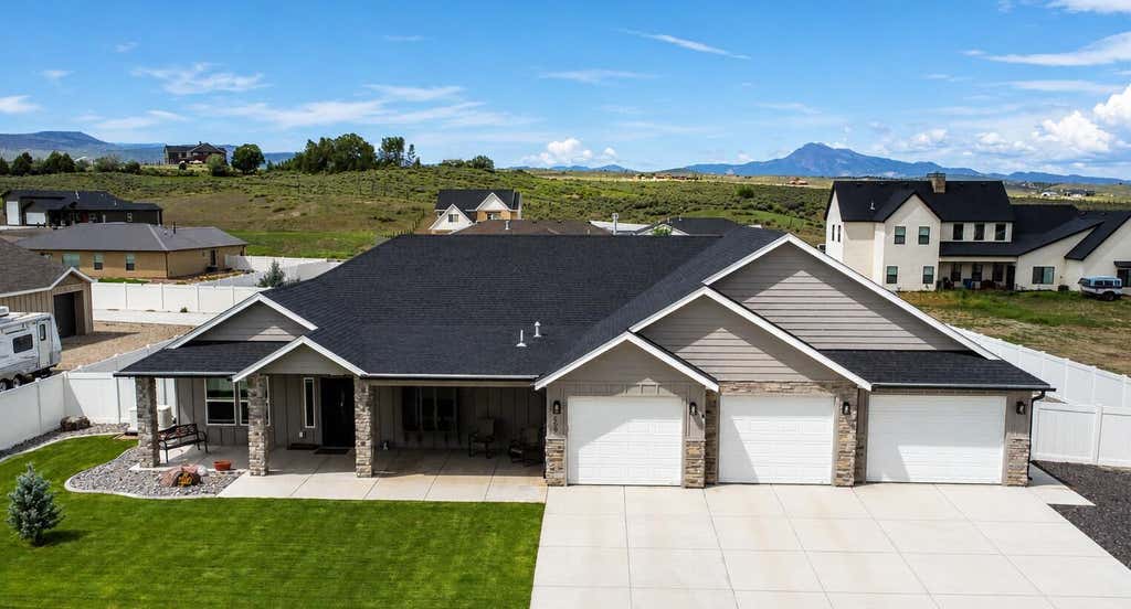 Photo of 659 N Creekview DR, Panguitch, UT 84759 (MLS # 26-275027)