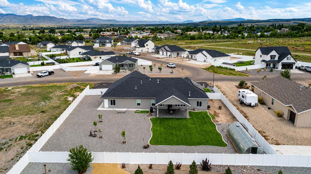 Photo of 659 N Creekview DR, Panguitch, UT 84759 (MLS # 26-275027)