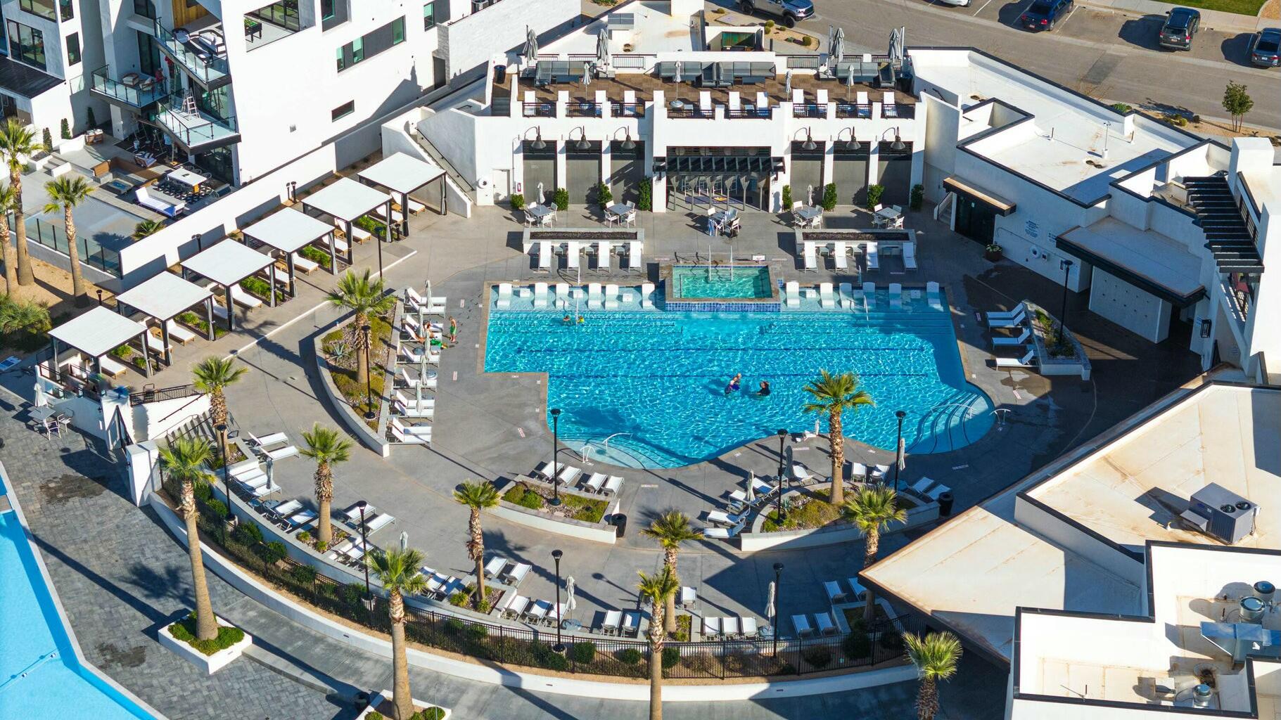 DESERT COLOR RESORT - Residential