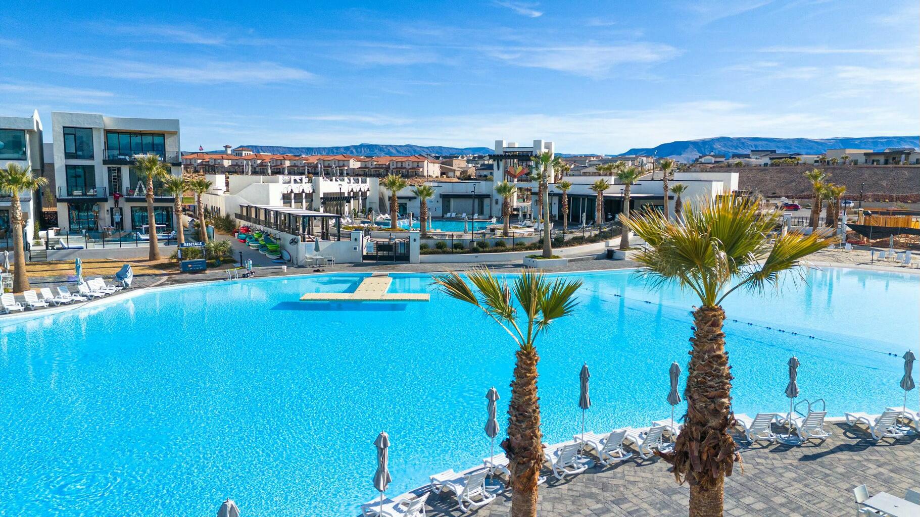 DESERT COLOR RESORT - Residential