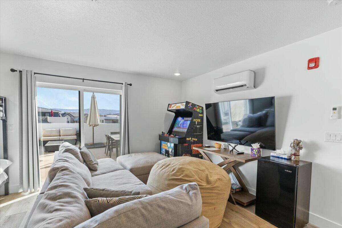 DESERT COLOR RESORT - Residential