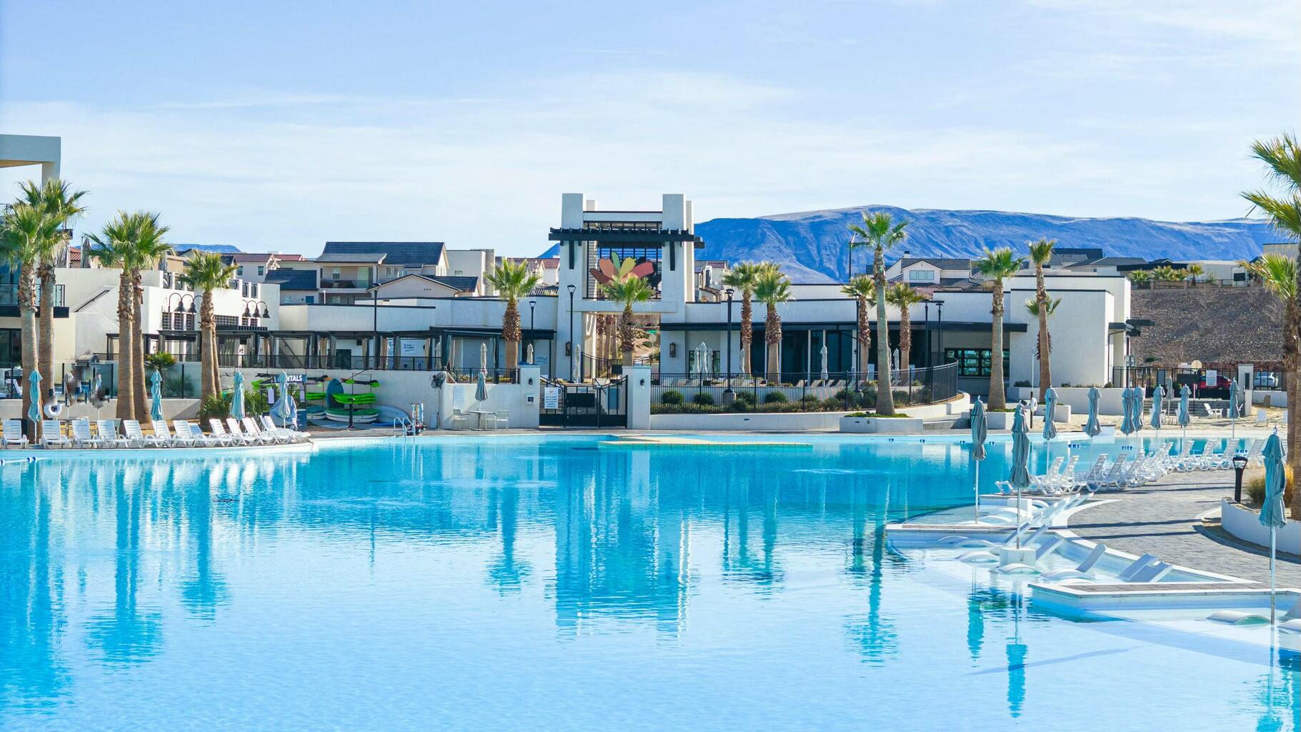 DESERT COLOR RESORT - Residential