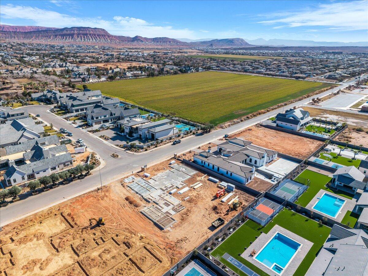 OAK GROVE MEADOWS - Residential