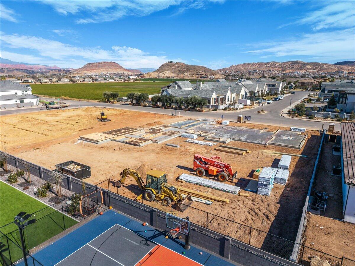 OAK GROVE MEADOWS - Residential