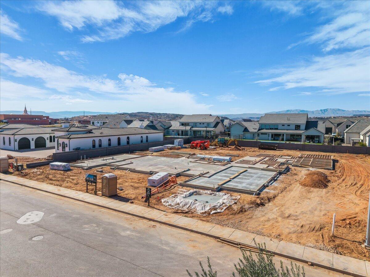 OAK GROVE MEADOWS - Residential