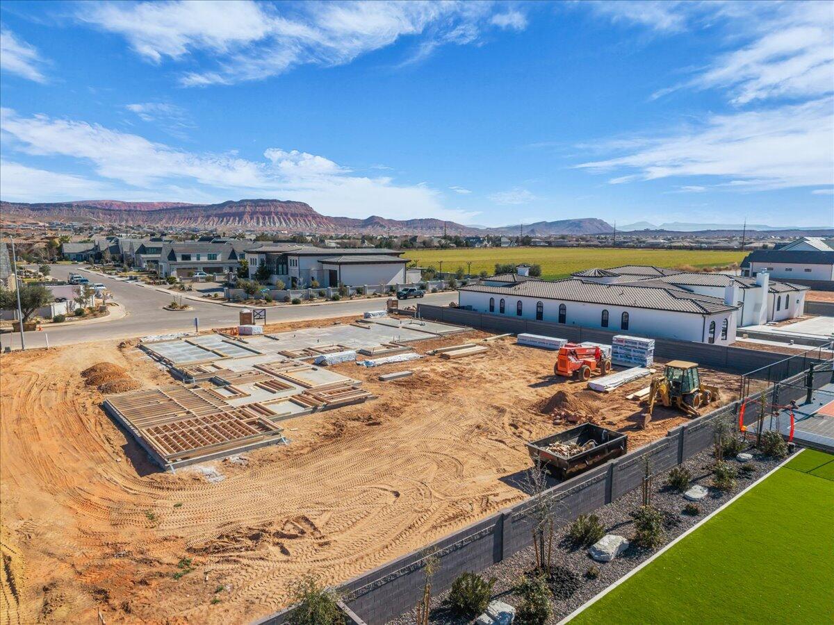 OAK GROVE MEADOWS - Residential