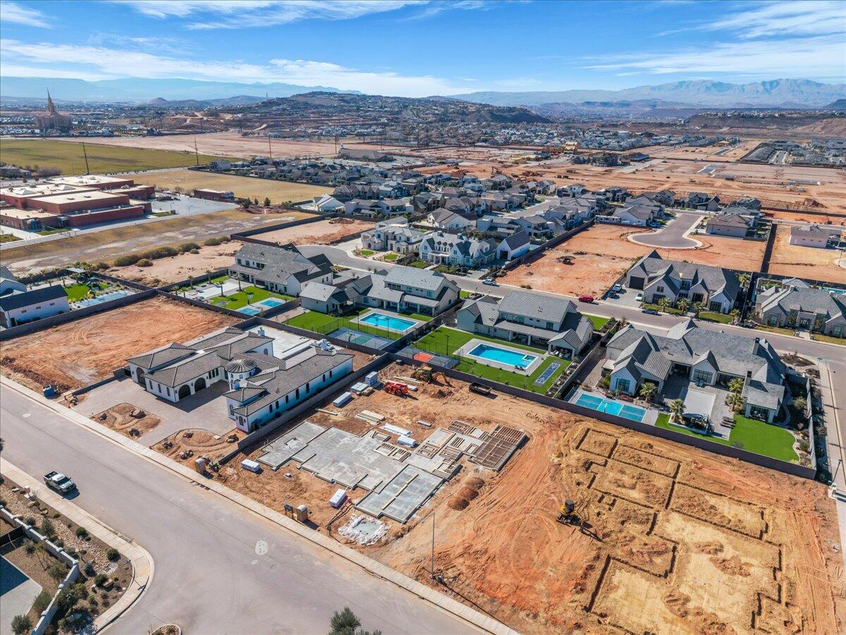 OAK GROVE MEADOWS - Residential