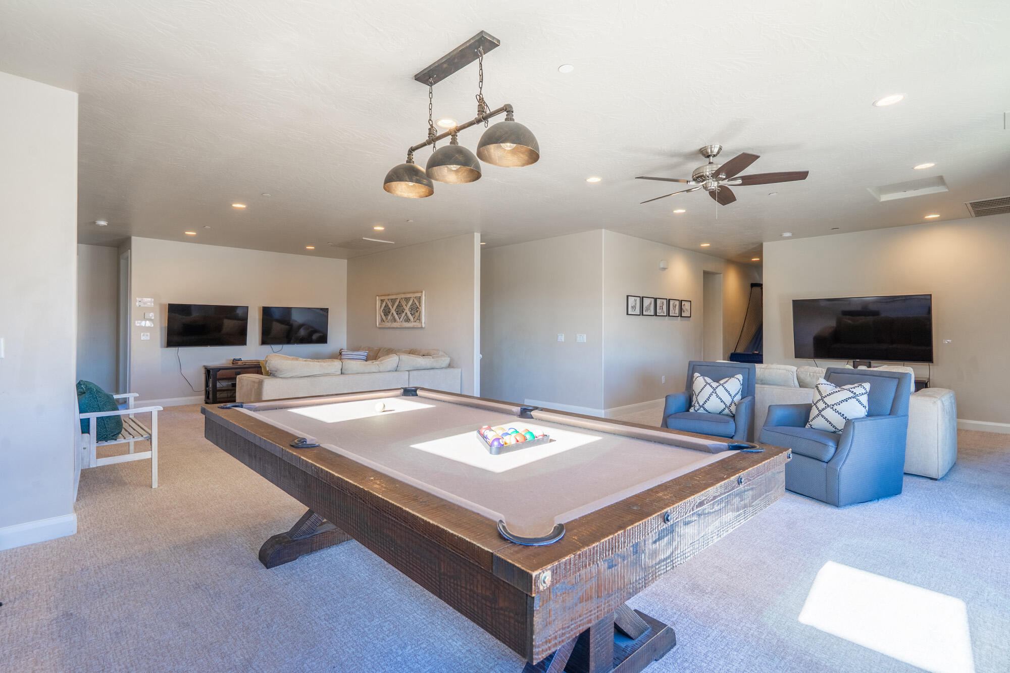 PARADISE VILLAGE AT ZION - Residential