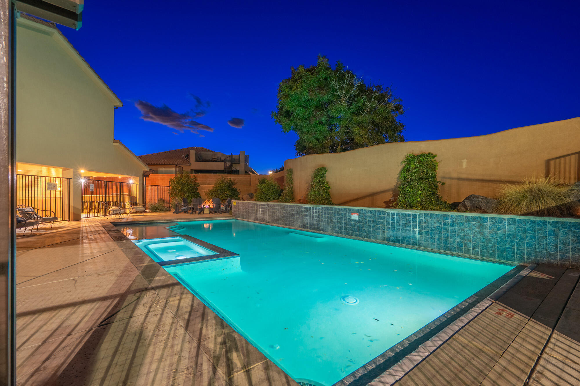 PARADISE VILLAGE AT ZION - Residential