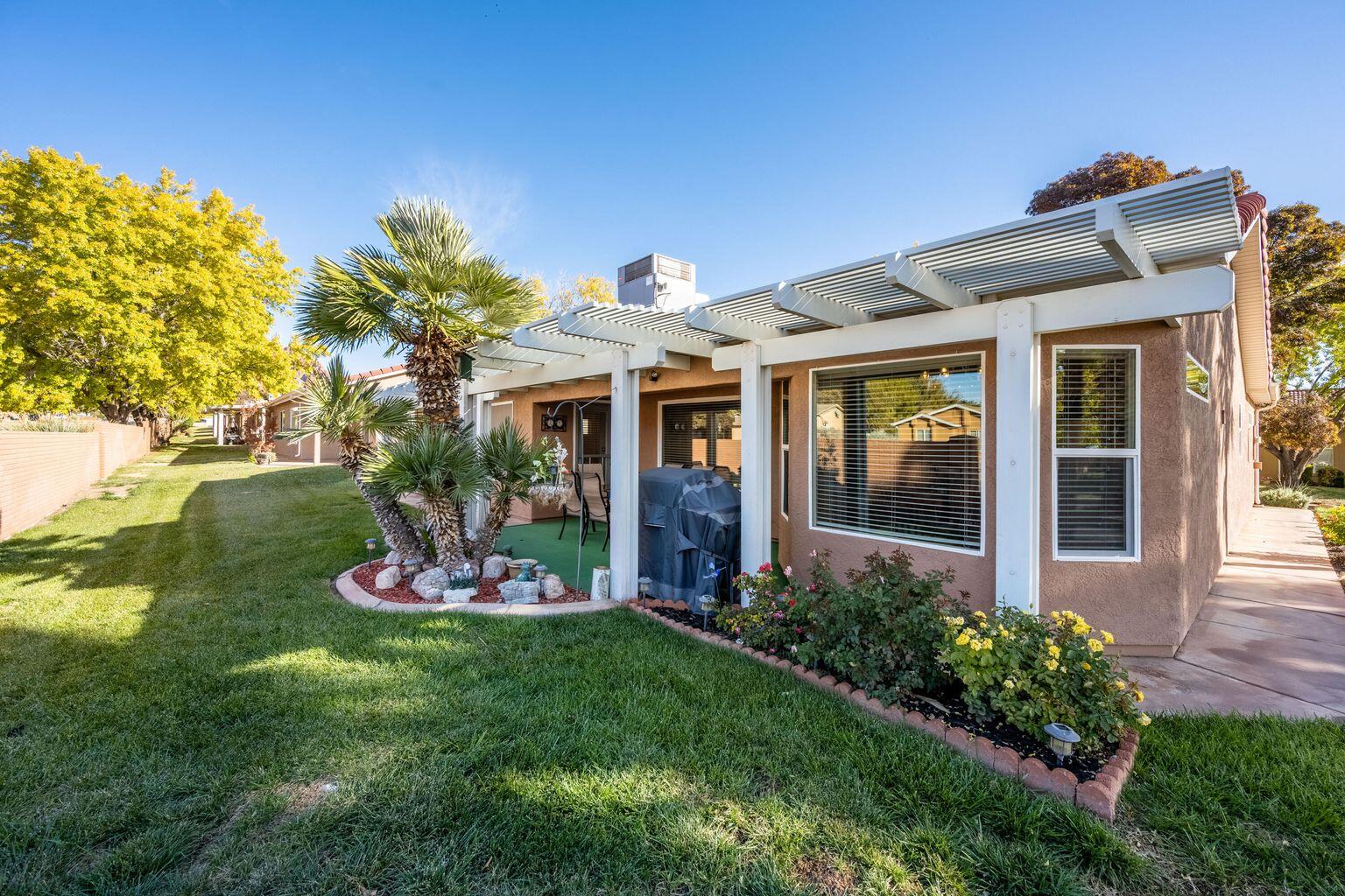 PADRE LAKES TOWNHOMES - Residential