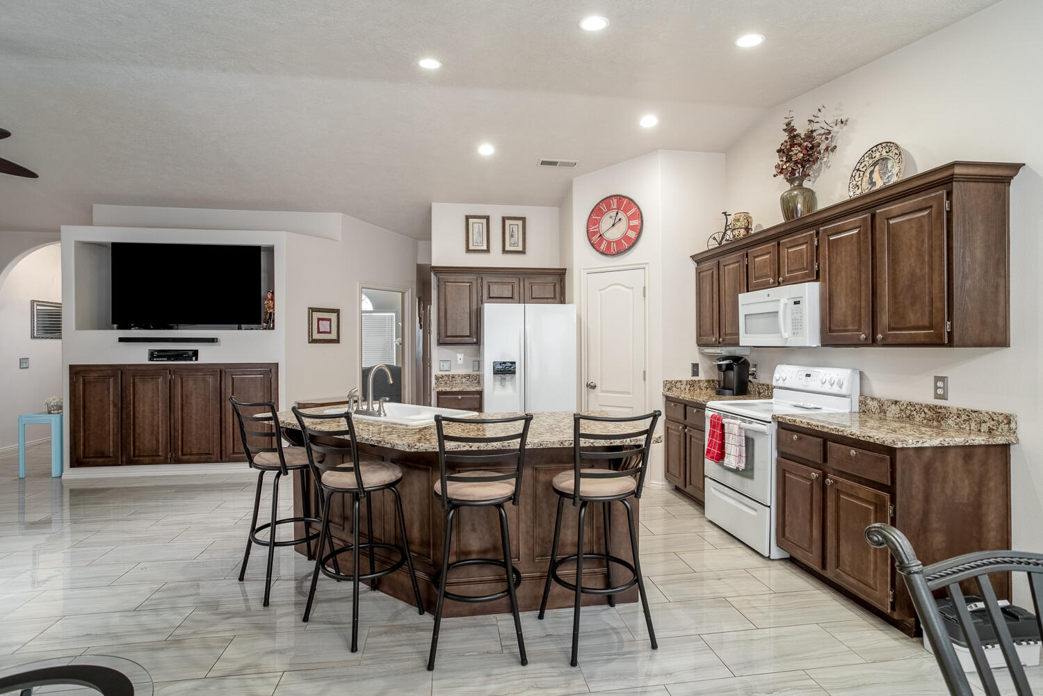 PADRE LAKES TOWNHOMES - Residential