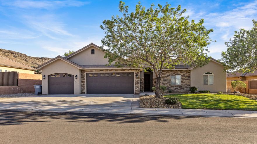 Move-in ready, newly remodeled home in coveted Dixie Springs. Immaculate and well maintained with modern updates and great curb appeal. Minutes to Sand Hollow Reservoir, trails, parks, shopping and dining; short drive to Zion. Ideal for active lifestyles, primary, vacation, or investment. Book your showing today!