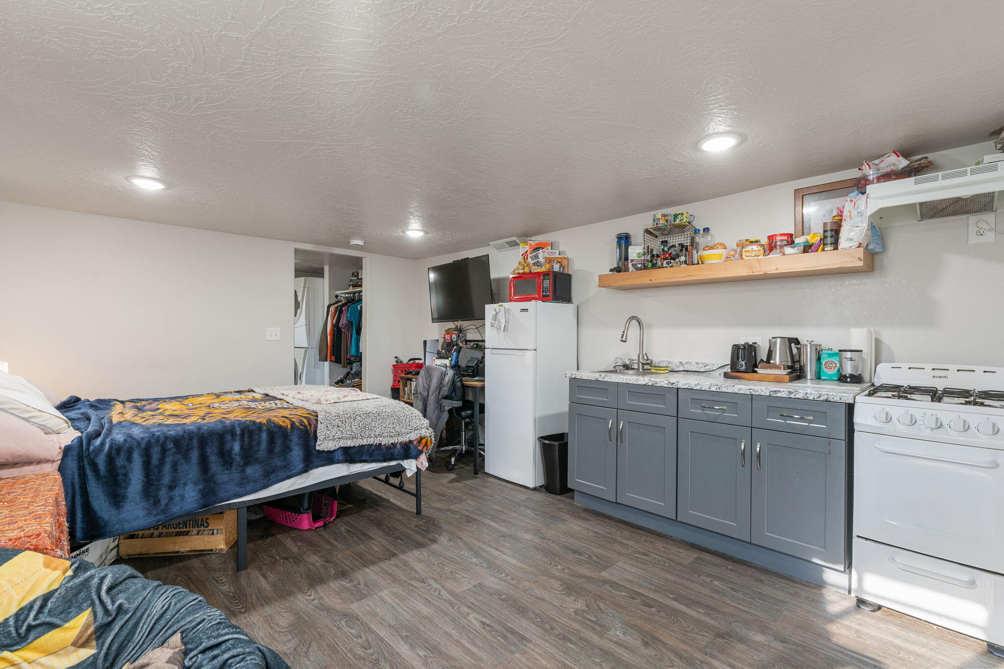 NONE - Residential Income