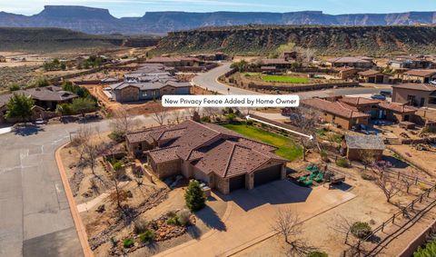 Tiny photo for 565 E RIO de SION DR, Virgin, UT 84779 (MLS # 25-262344)