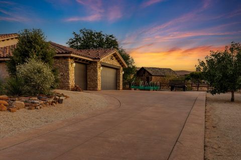 Tiny photo for 565 E RIO de SION DR, Virgin, UT 84779 (MLS # 25-262344)