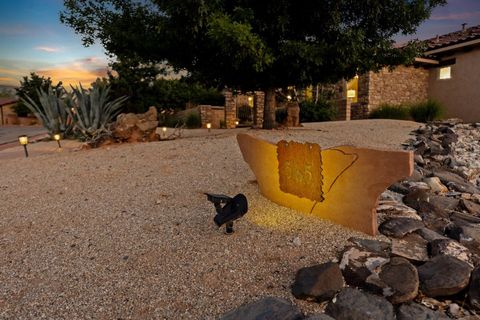 Tiny photo for 565 E RIO de SION DR, Virgin, UT 84779 (MLS # 25-262344)