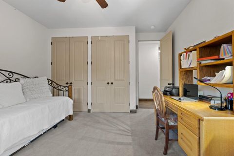 Tiny photo for 565 E RIO de SION DR, Virgin, UT 84779 (MLS # 25-262344)