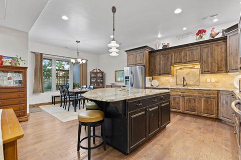 Tiny photo for 565 E RIO de SION DR, Virgin, UT 84779 (MLS # 25-262344)