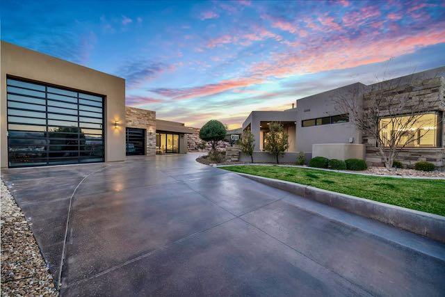 STONE CLIFF - Residential