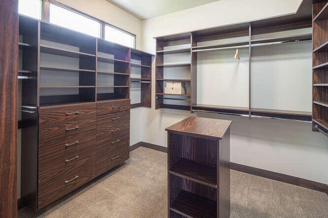 STONE CLIFF - Residential