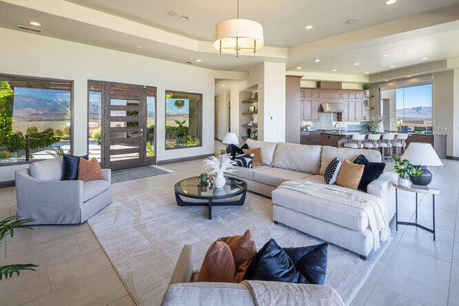 STONE CLIFF - Residential