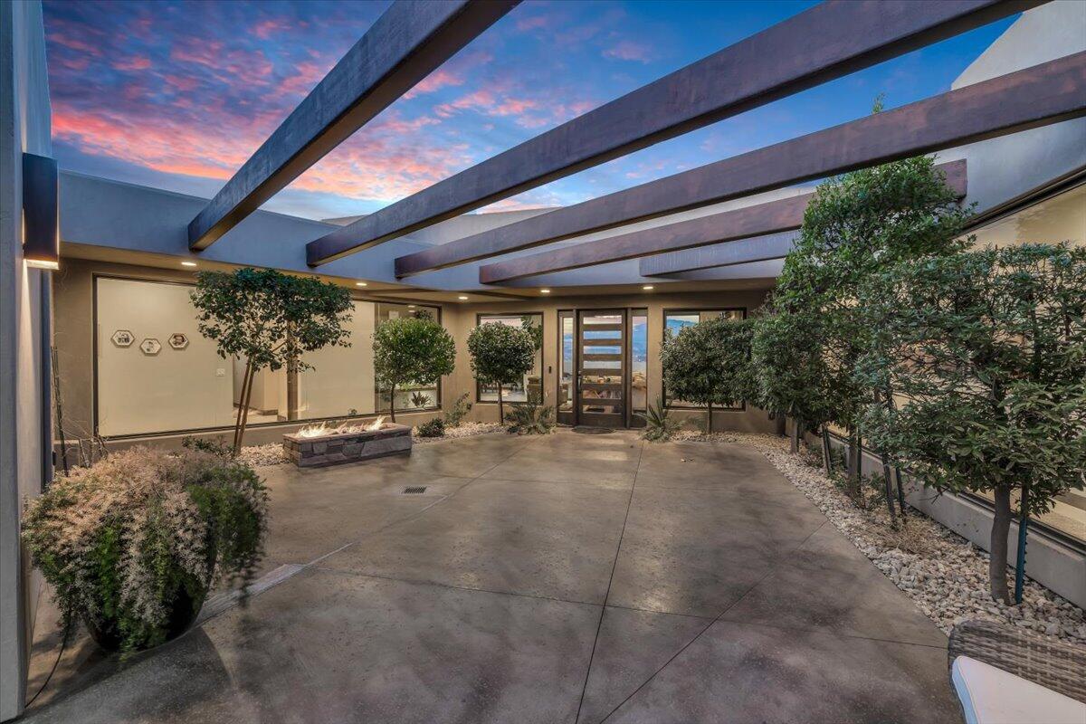 STONE CLIFF - Residential