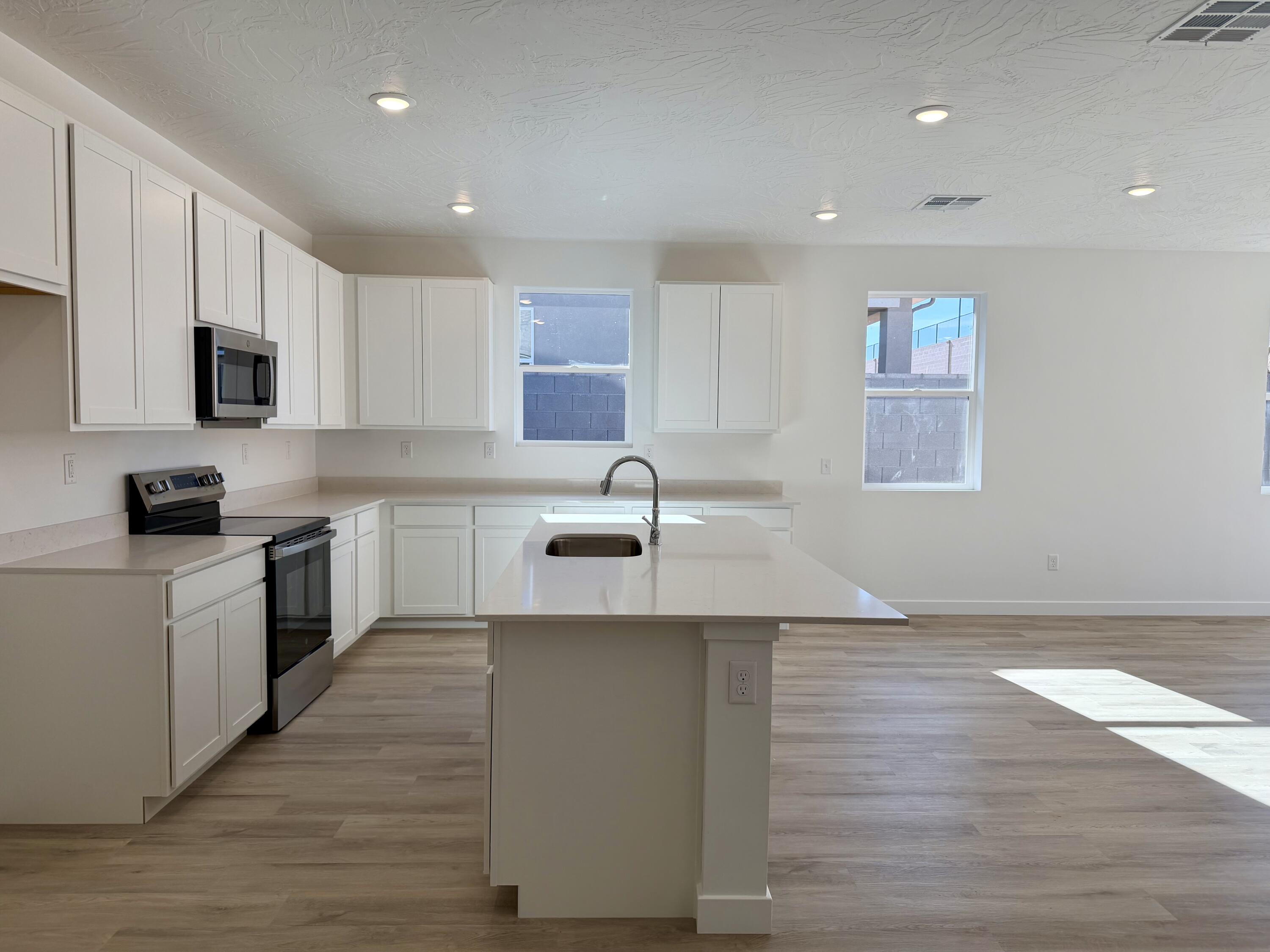 CORDERO - Residential