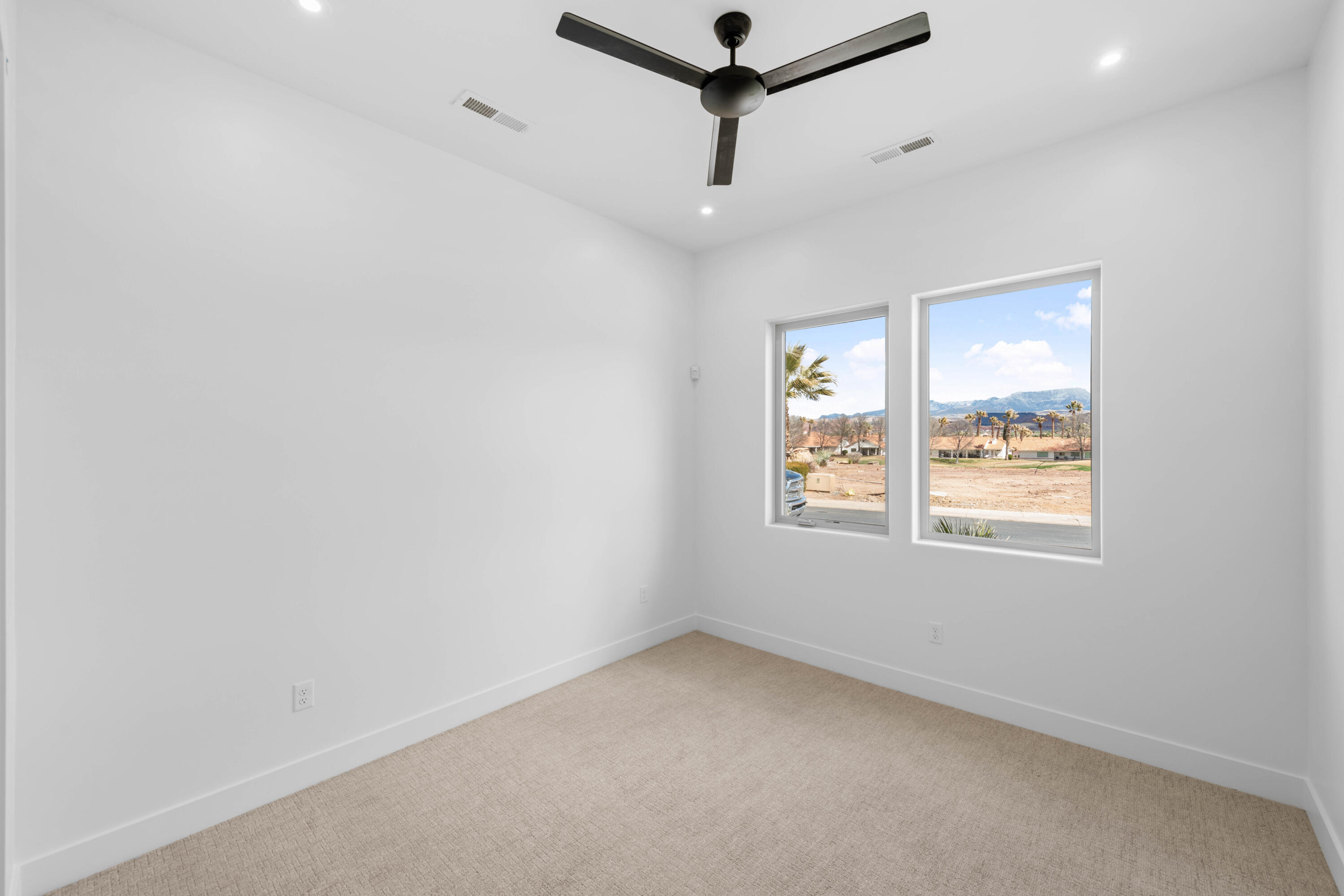 CRESCENT POINTE TOWNHOMES AT SUNBROOK - Residential