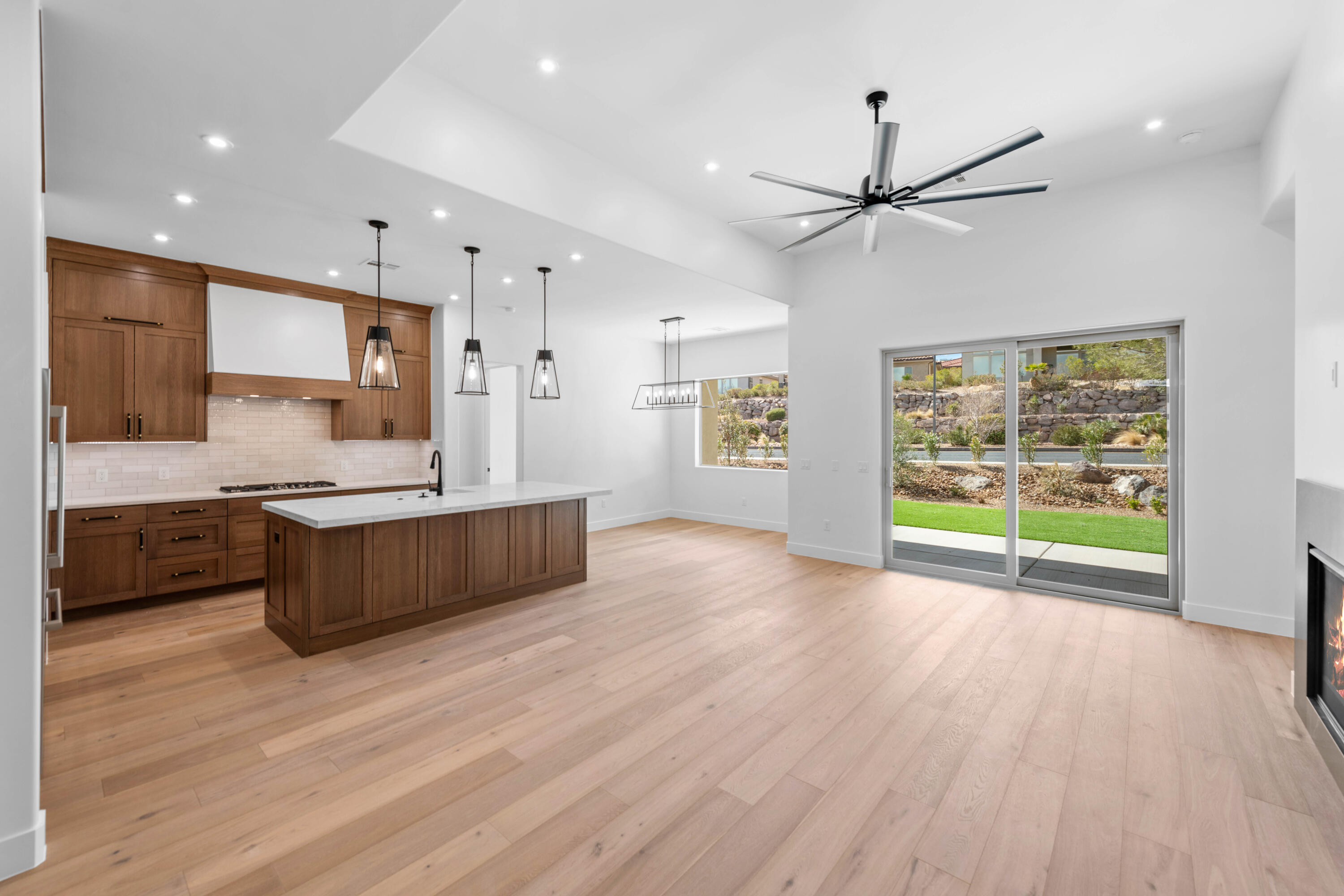 CRESCENT POINTE TOWNHOMES AT SUNBROOK - Residential