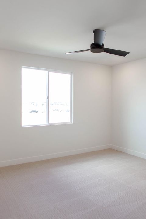 Tiny photo for 303 E Mayfield Woods LN, Washington, UT 84780 (MLS # 25-266171)